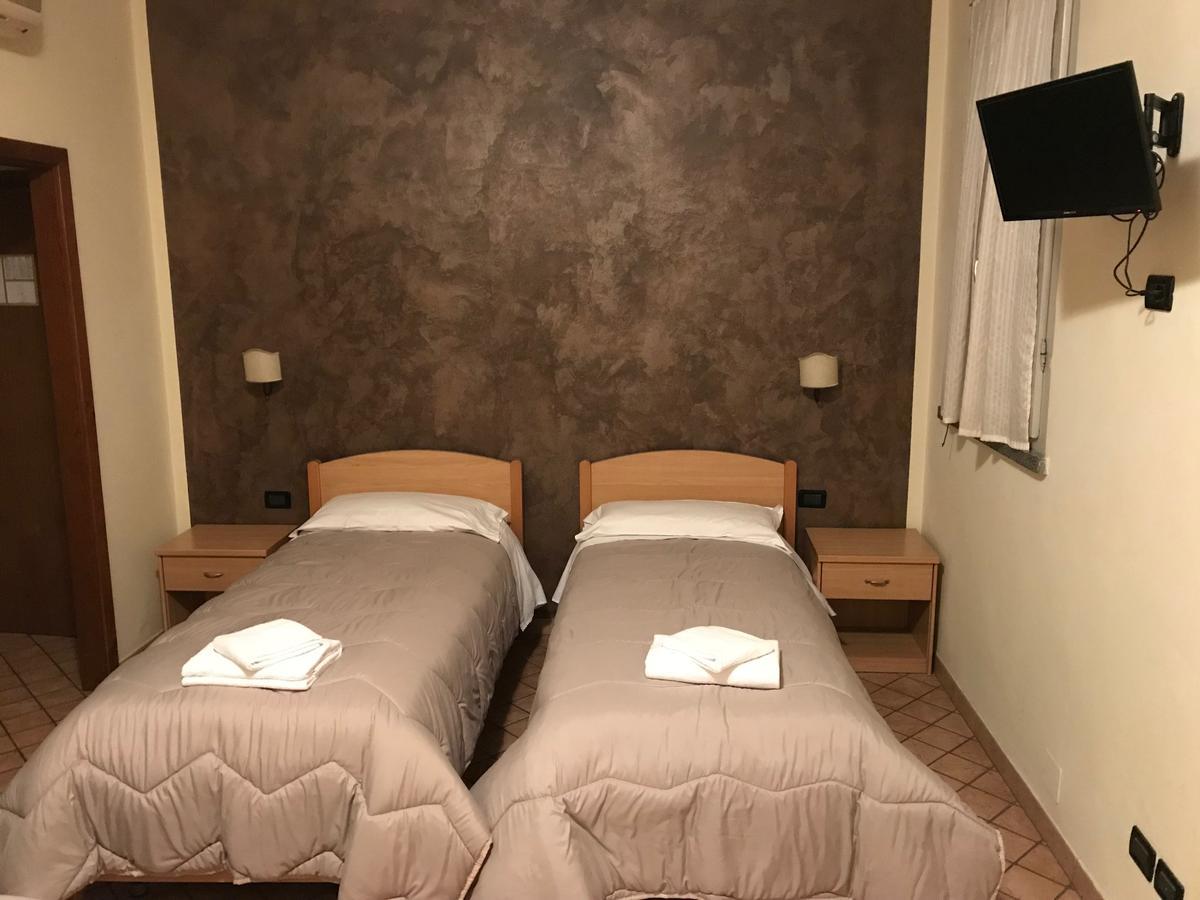 ホテル Relais Stella シーニャ エクステリア 写真