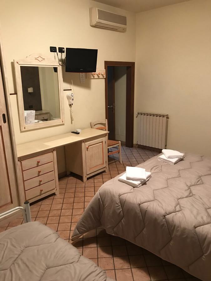 ホテル Relais Stella シーニャ エクステリア 写真