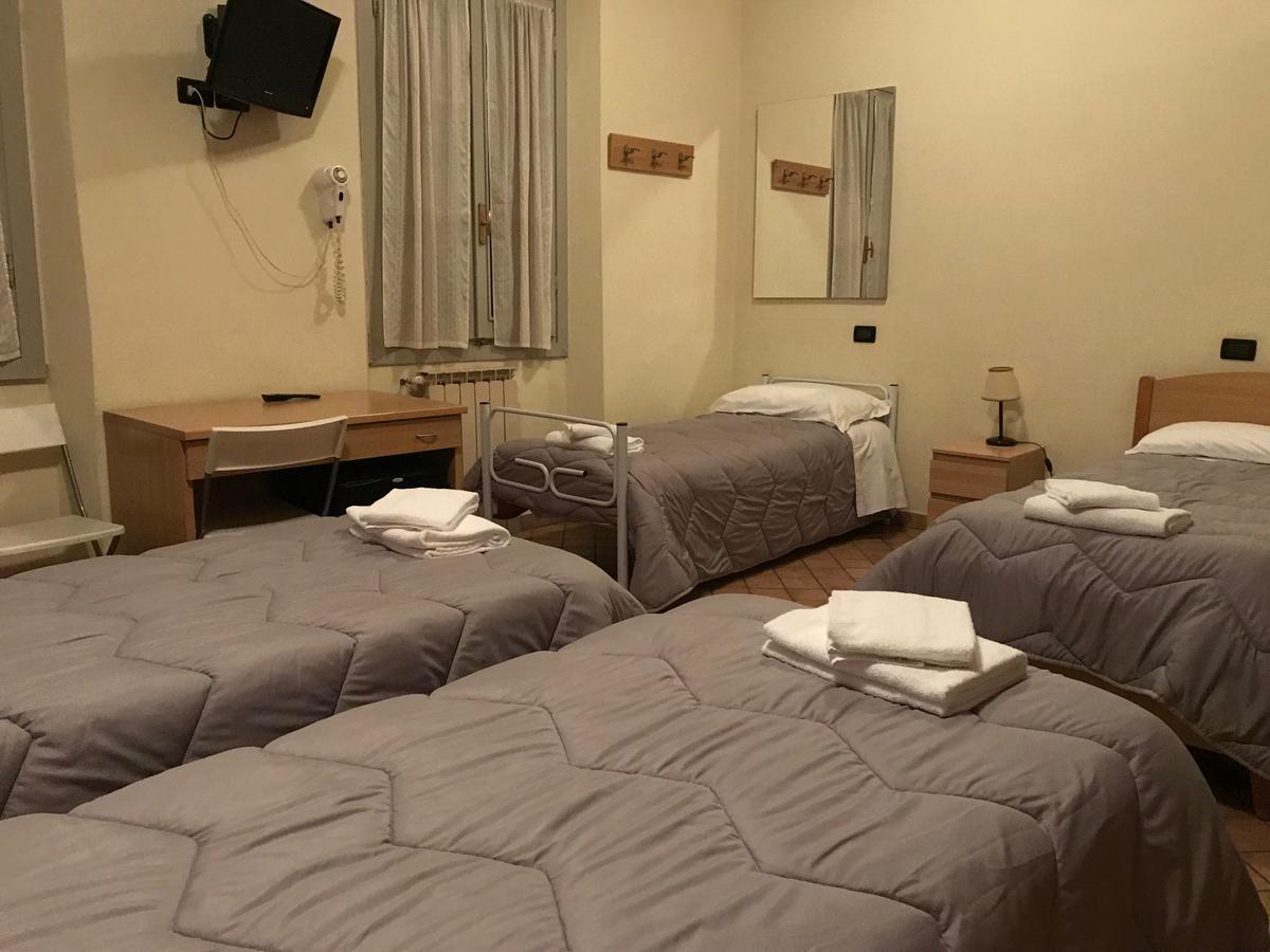 ホテル Relais Stella シーニャ エクステリア 写真
